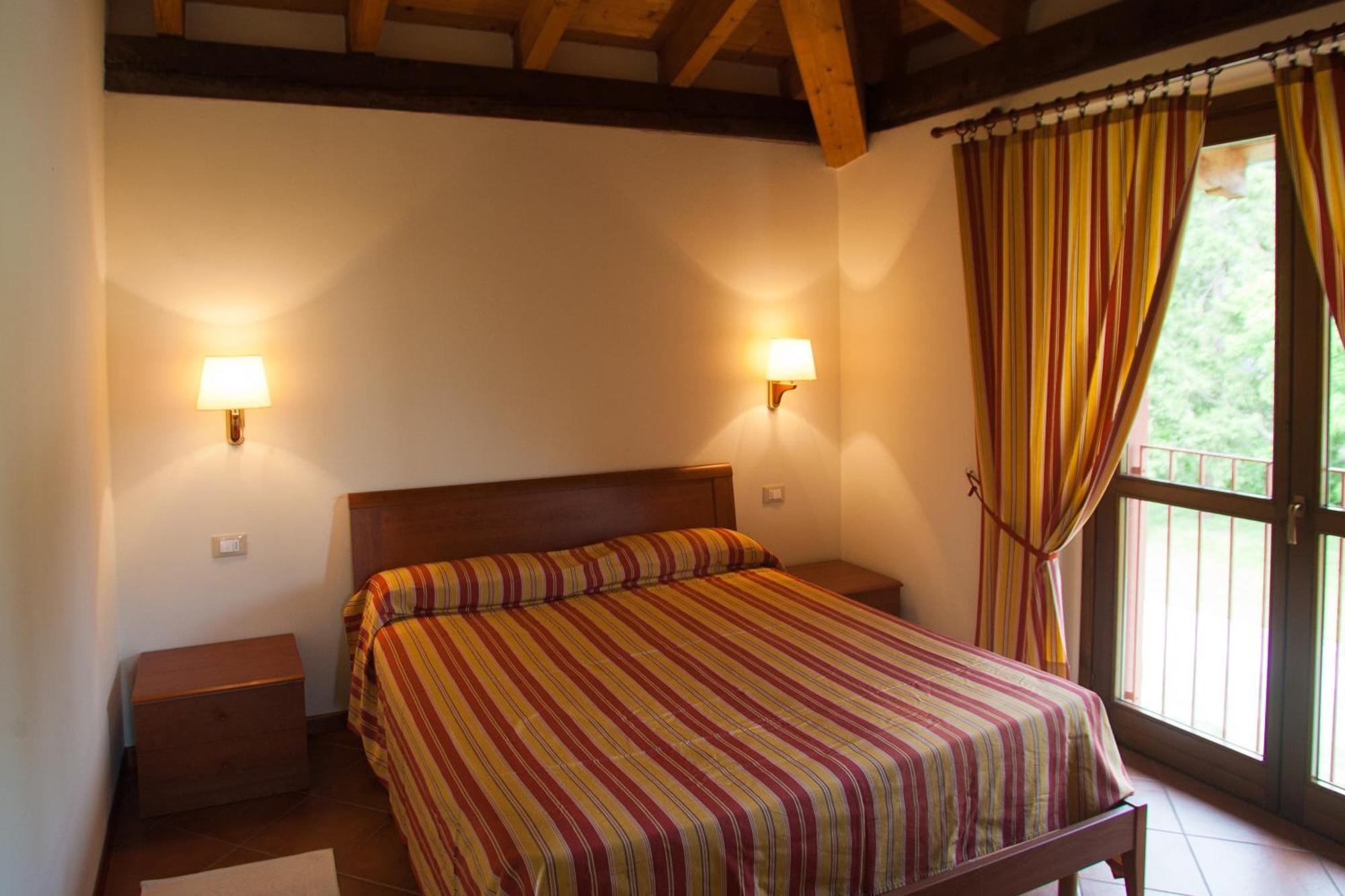 Relais Ca Nova Guest House Bogogno Dış mekan fotoğraf